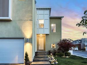 Sunset Heights Estate